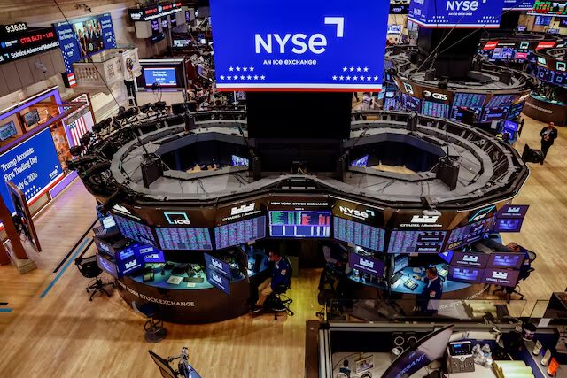 S&P 500, Nasdaq futures slip as investors eye SK Hynix listing, Middle East risks