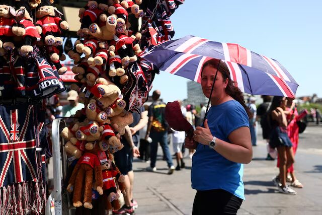 Weather warms up UK retail sales in May in boost for economy