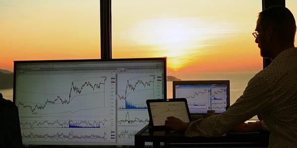 AAR Corp Earnings: Revenue Growth, Analyst Targets Ahead of Report